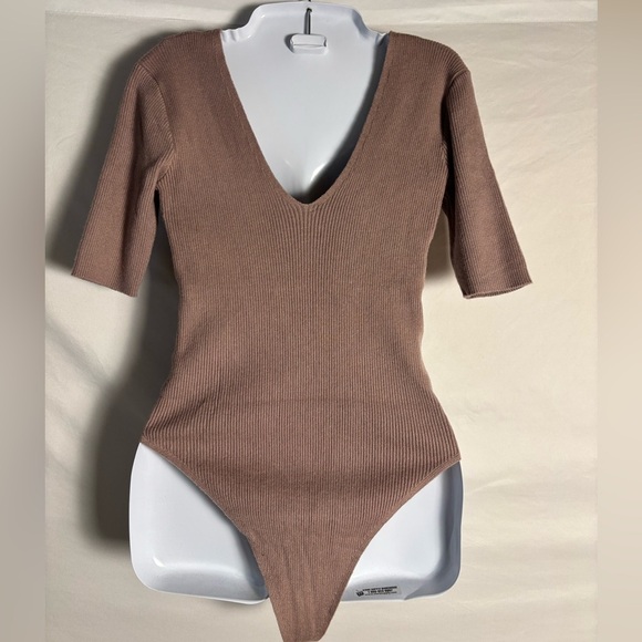 NWOT Wishlist Mauve Bodysuit-L - Picture 2 of 3